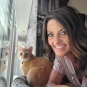 Meet your Posher, Cindy